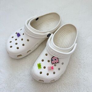CROCS White Clogs with Colorful Charms M5 - W7